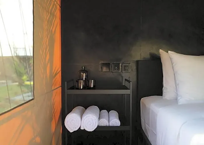 Toteme Glamping And Hot Spring Kintamani Campo de lujo 4*