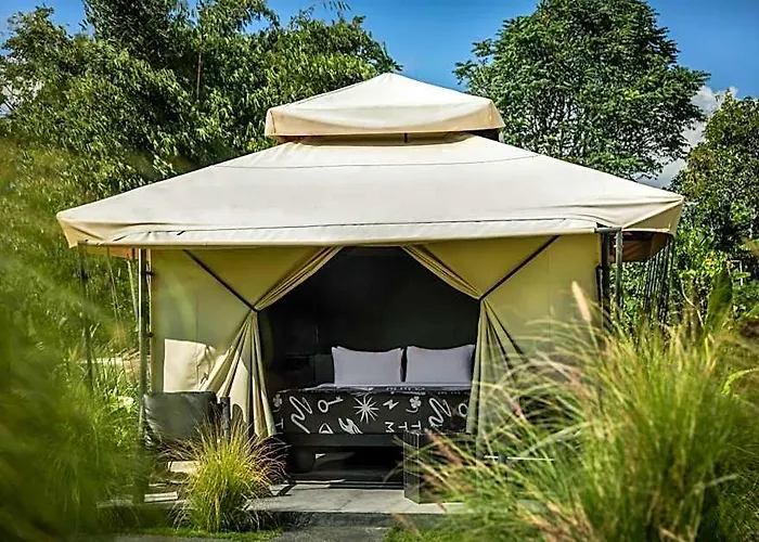 Campo de lujo Toteme Glamping And Hot Spring Kintamani 4*